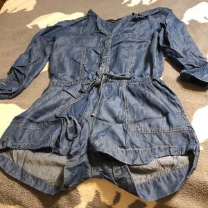 Short jumpsuit